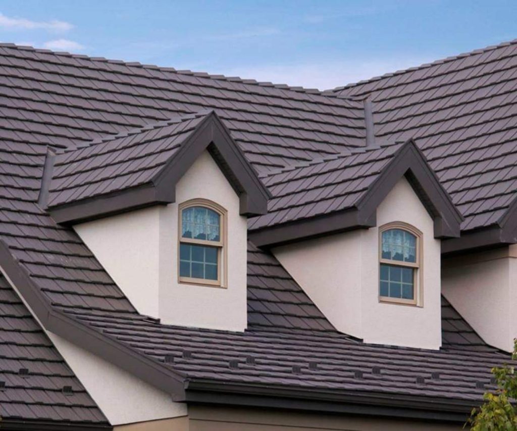 Hiring Roofing Contractors in UK